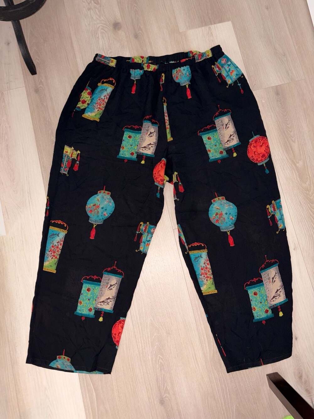 Harari Vintage 100% Silk Black Lantern Print Pull-On Lounge Pants